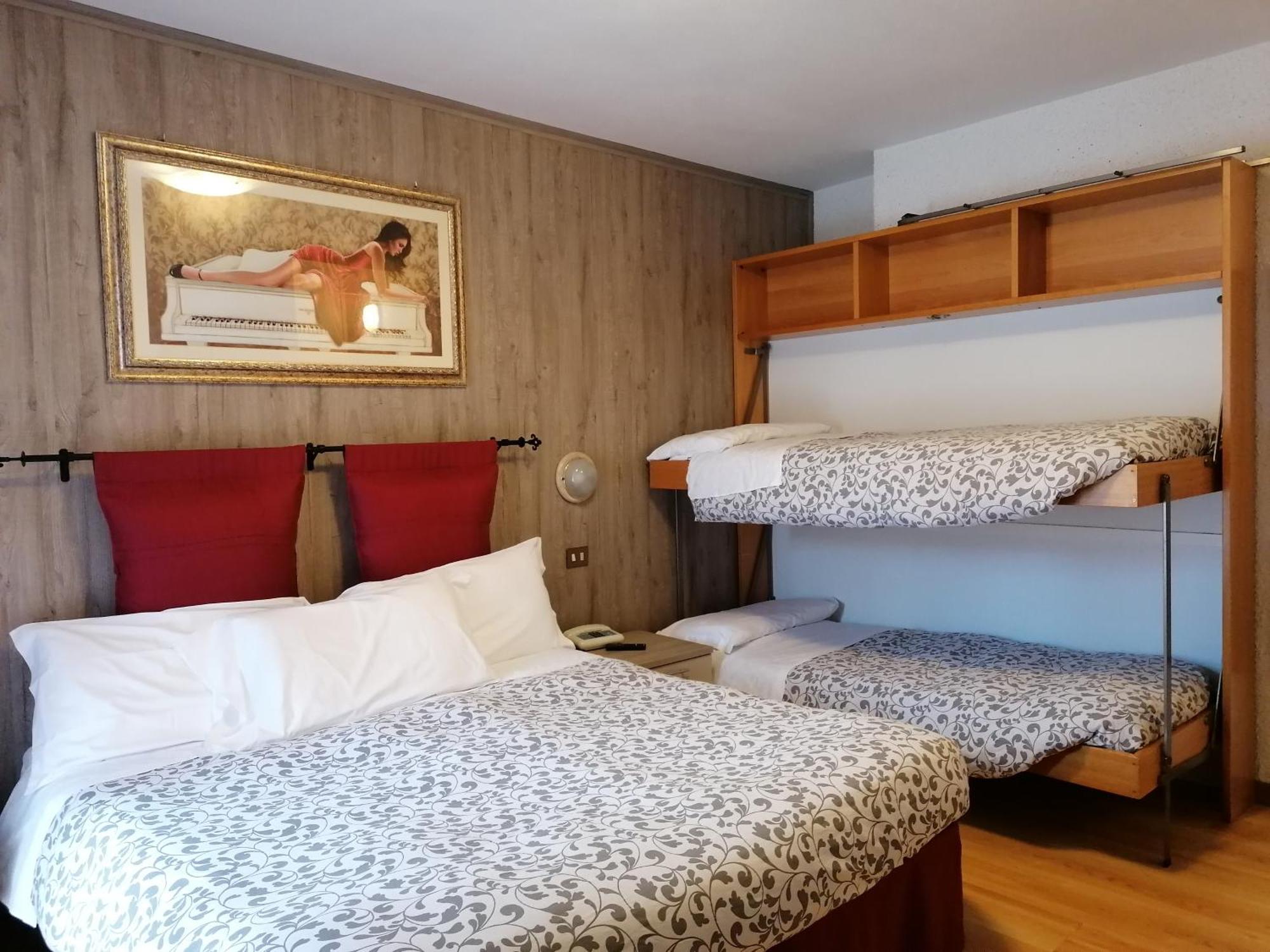 Albergo Sella - Monte Amiata 아바디아산살바토레 외부 사진
