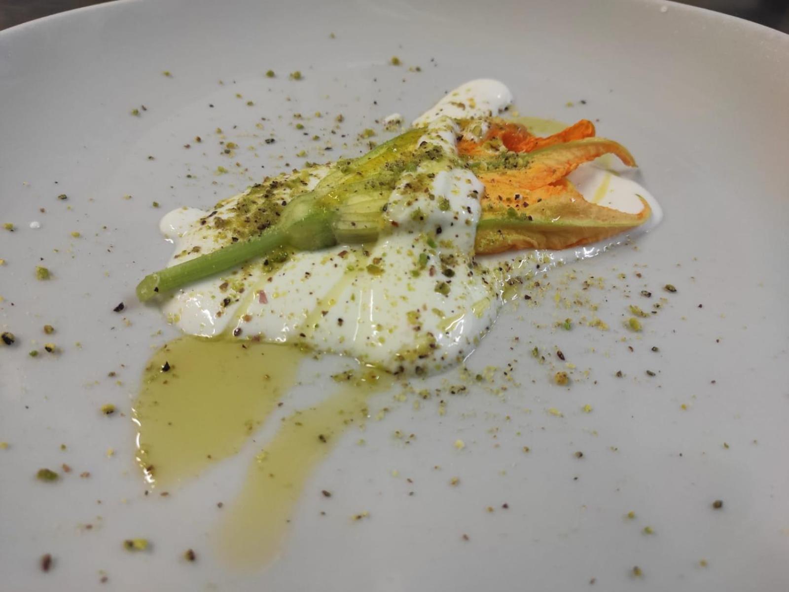 Albergo Sella - Monte Amiata 아바디아산살바토레 외부 사진
