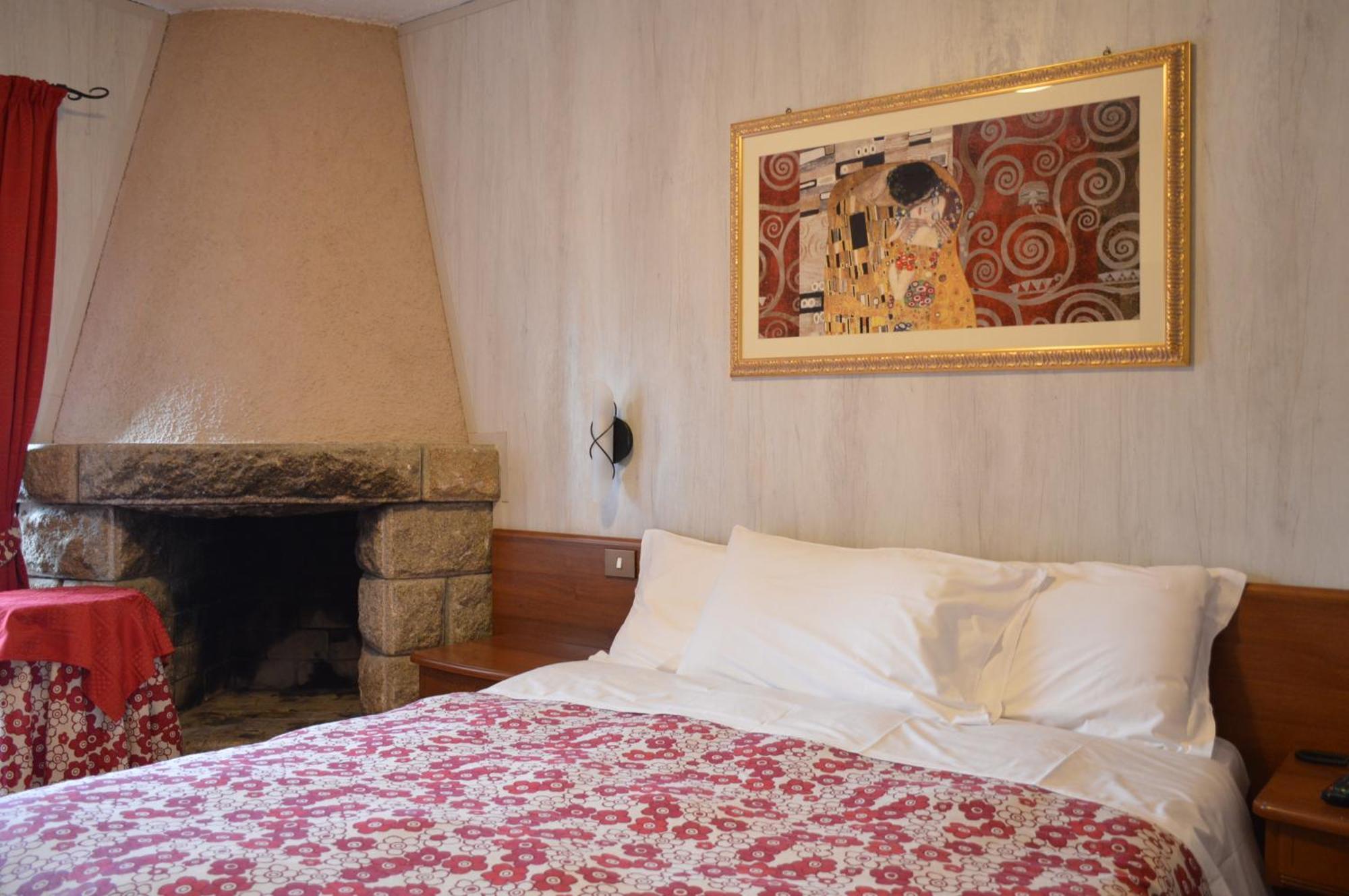 Albergo Sella - Monte Amiata 아바디아산살바토레 외부 사진