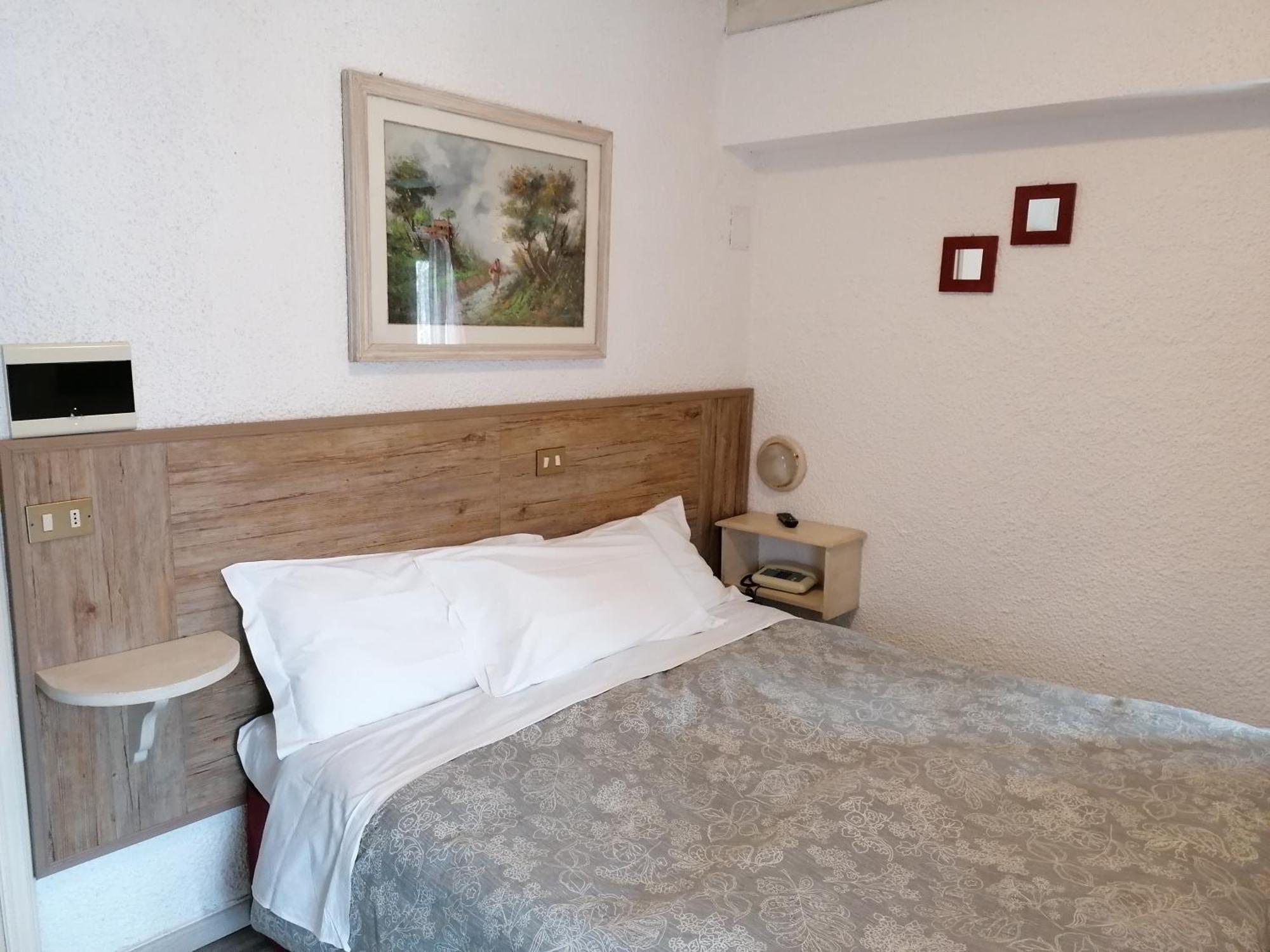 Albergo Sella - Monte Amiata 아바디아산살바토레 외부 사진