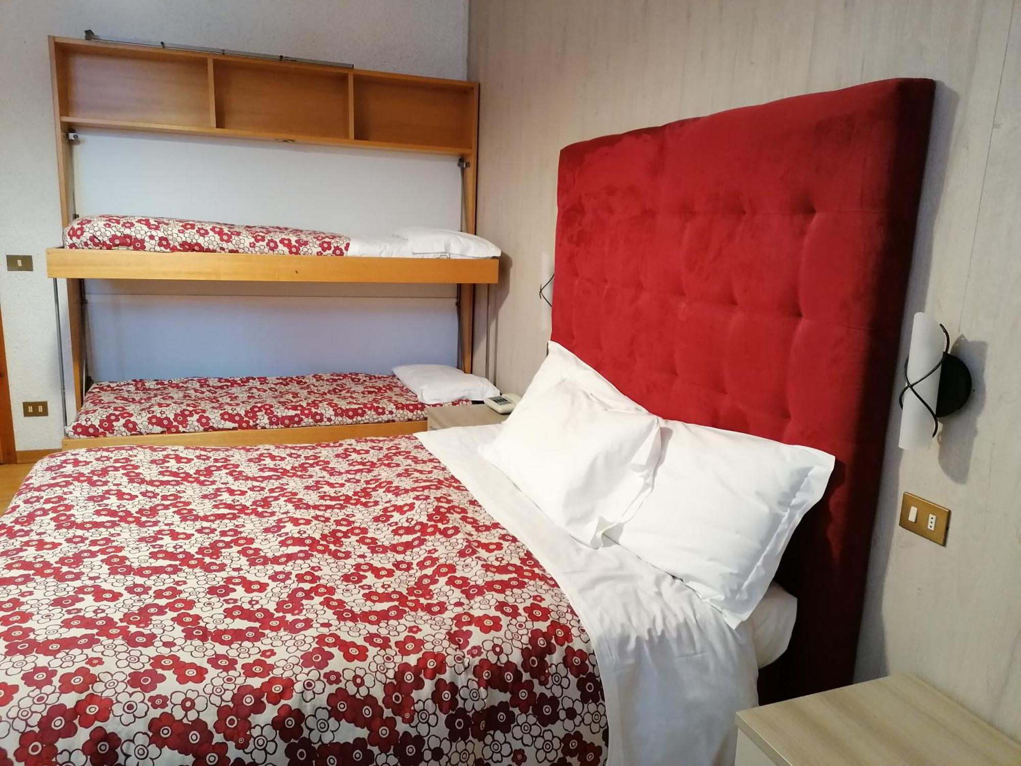 Albergo Sella - Monte Amiata 아바디아산살바토레 외부 사진