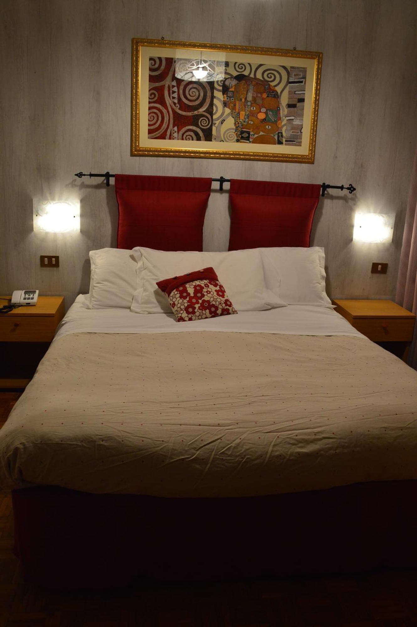 Albergo Sella - Monte Amiata 아바디아산살바토레 외부 사진