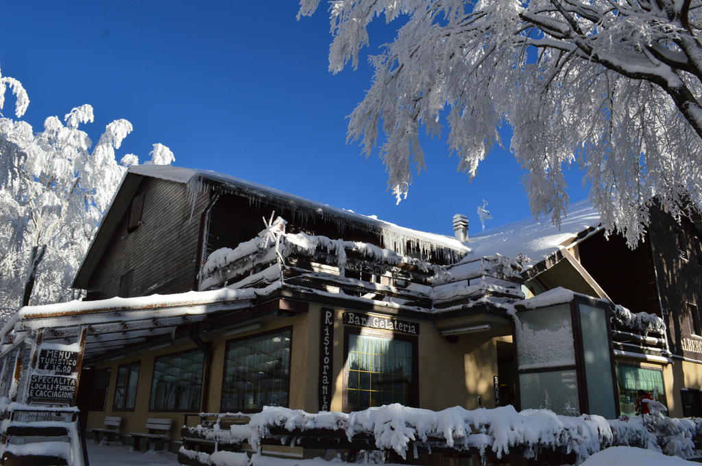 Albergo Sella - Monte Amiata 아바디아산살바토레 외부 사진