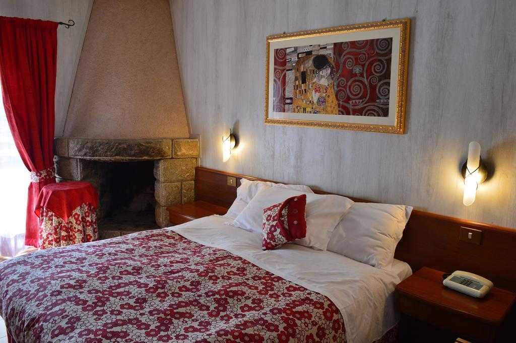 Albergo Sella - Monte Amiata 아바디아산살바토레 외부 사진